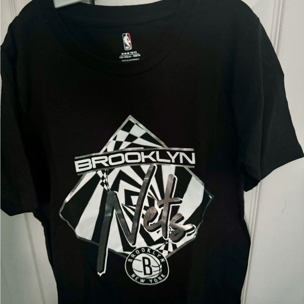 NBA BROOKLYN NETS Logo T-Shirt